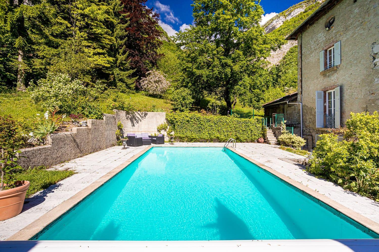 Chateau Monts Blancs Lumbin Buitenkant foto