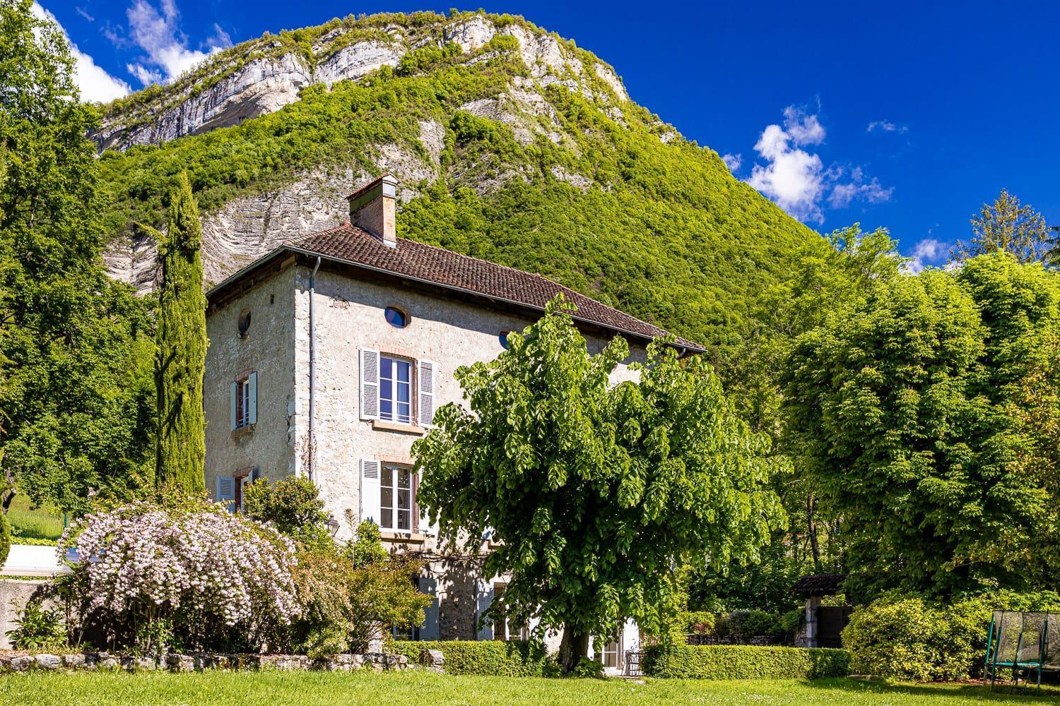 Chateau Monts Blancs Lumbin Buitenkant foto