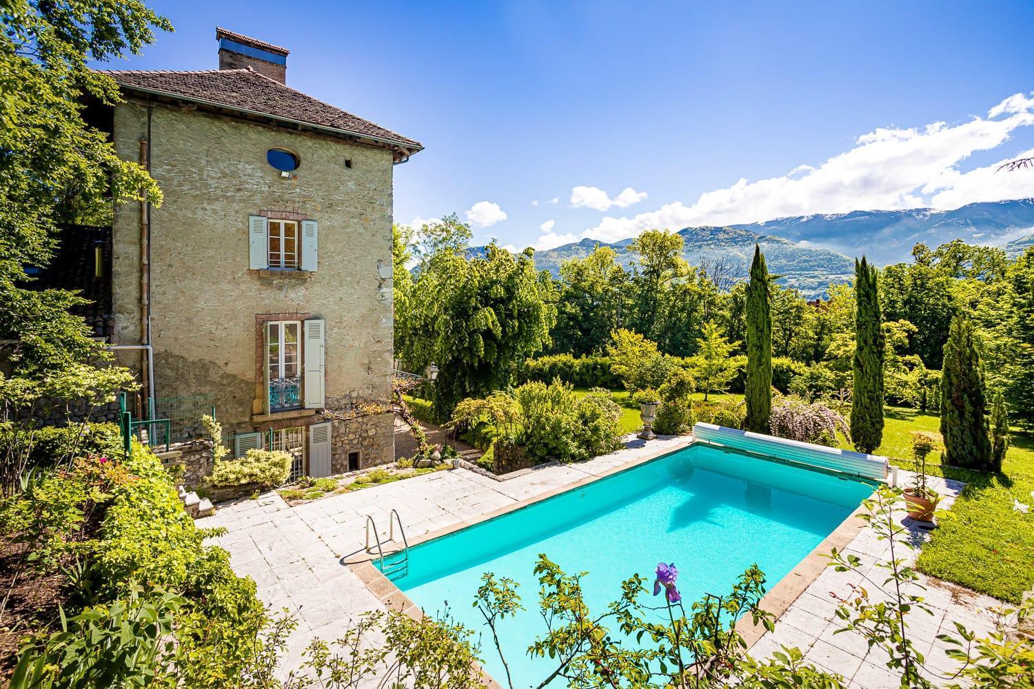 Chateau Monts Blancs Lumbin Buitenkant foto